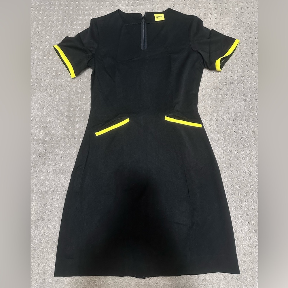 Gate Agent Uniform Spirit Airlines Black and Yellow